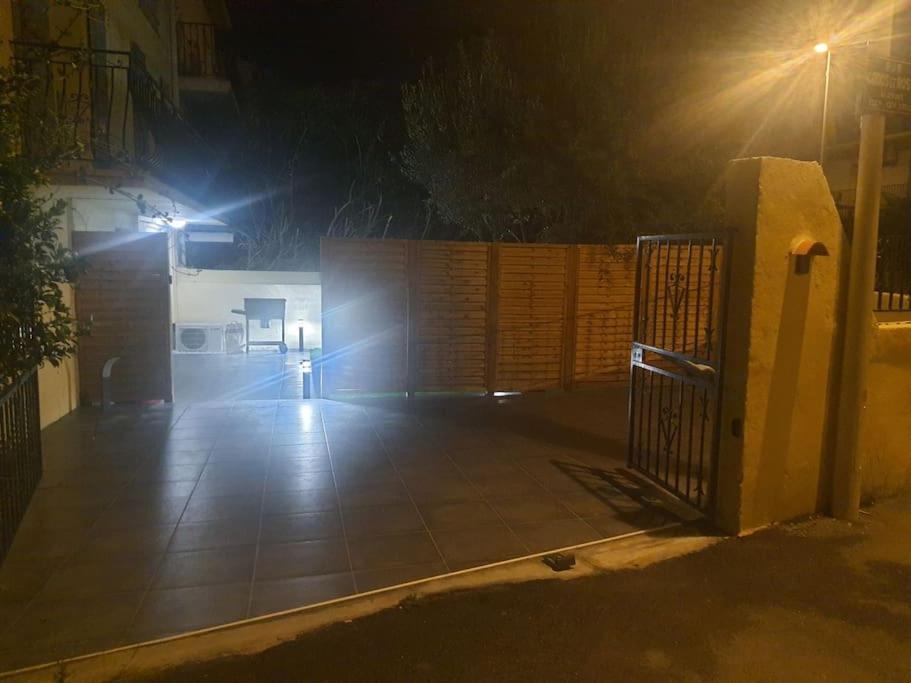 Superbe Appartement Avec Jacuzzi Et Exterieur Perpignan Exterior photo