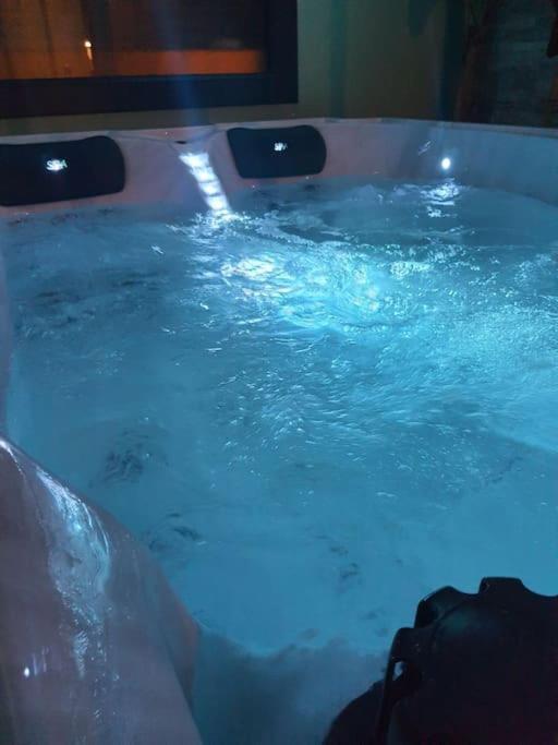 Superbe Appartement Avec Jacuzzi Et Exterieur Perpignan Exterior photo